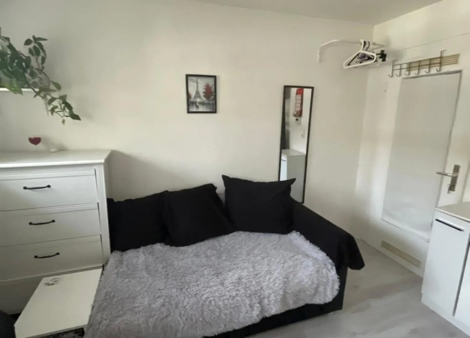 Room Near Fair, Zimmer Neben Der Messe Francoforte sul Meno Germania