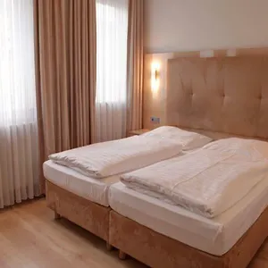 3* Hotel Am Kurfürstenplatz - Messe